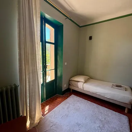 Villa Magdala-Chambre D'Hote-Suite Bassin Bed & Breakfast Hyeres